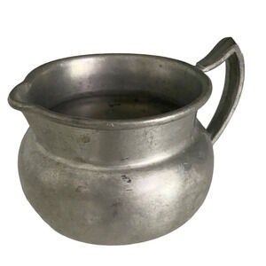 Vintage Old Colonial Pewter Creamer - good antique condition